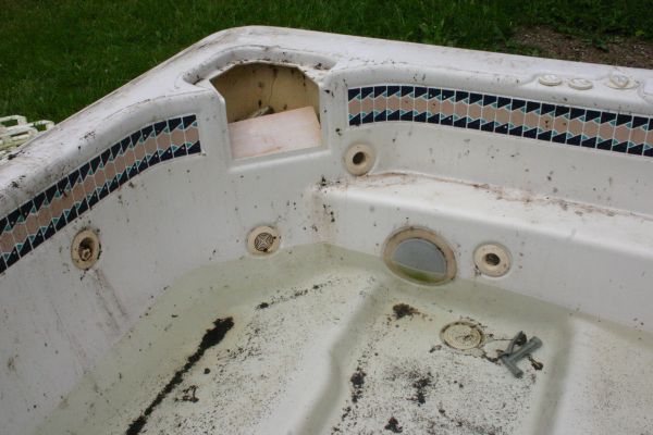 Hot Tub Removal in New Orleans