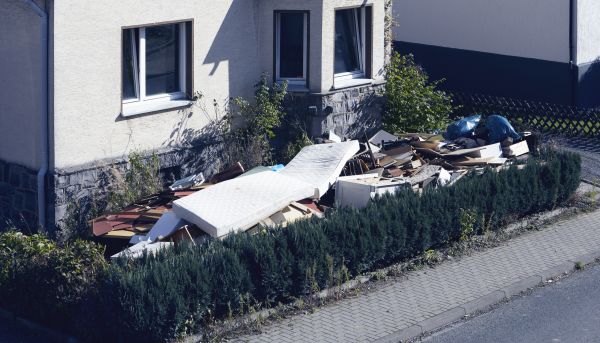 Yard Junk Removal in New Orleans
