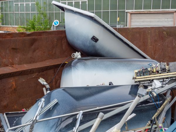 Bathtub Disposal in New Orleans