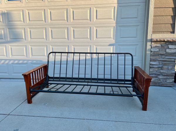 Porch Furniture Disposal in New Orleans